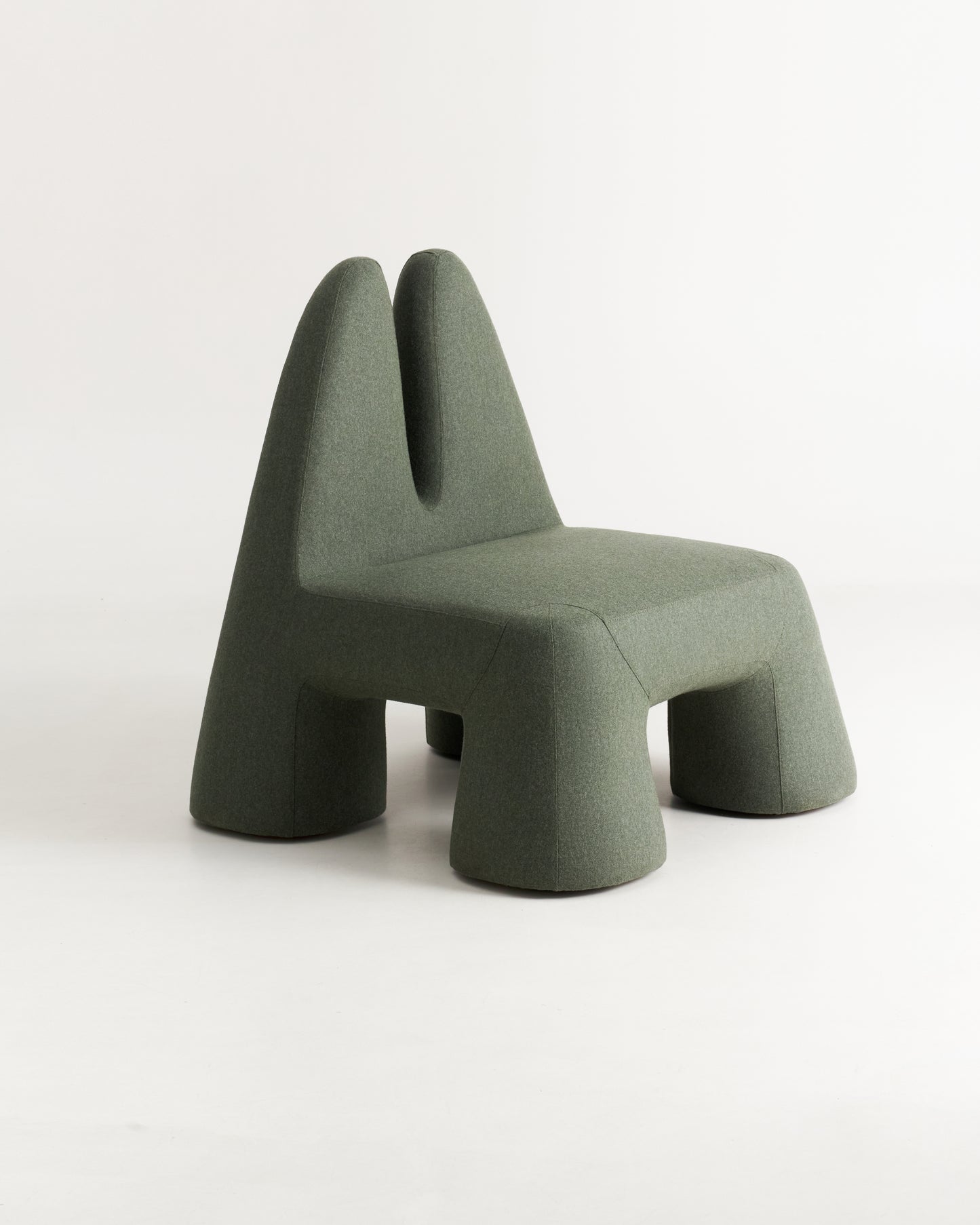 Grun’ armchair