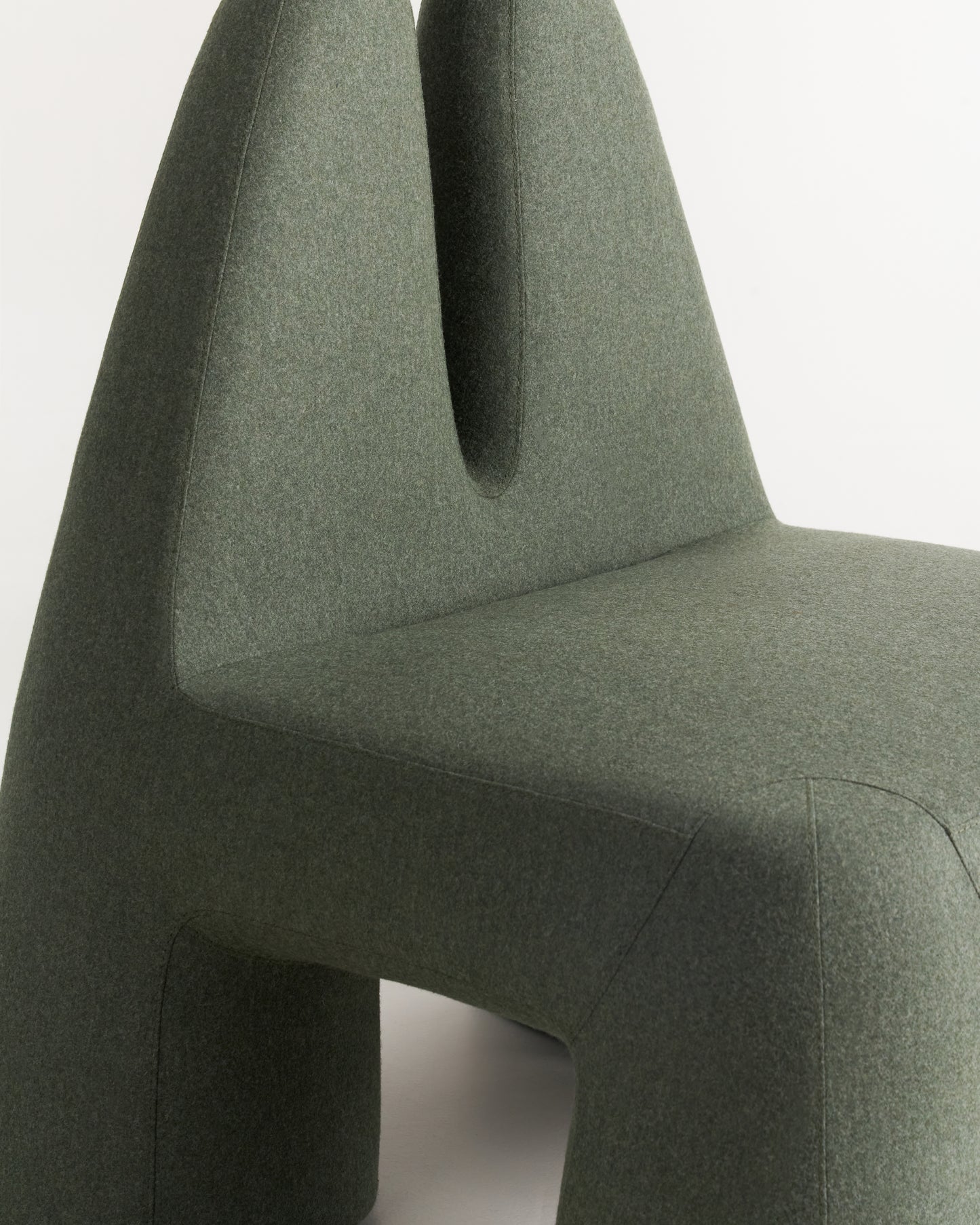 Grun’ armchair