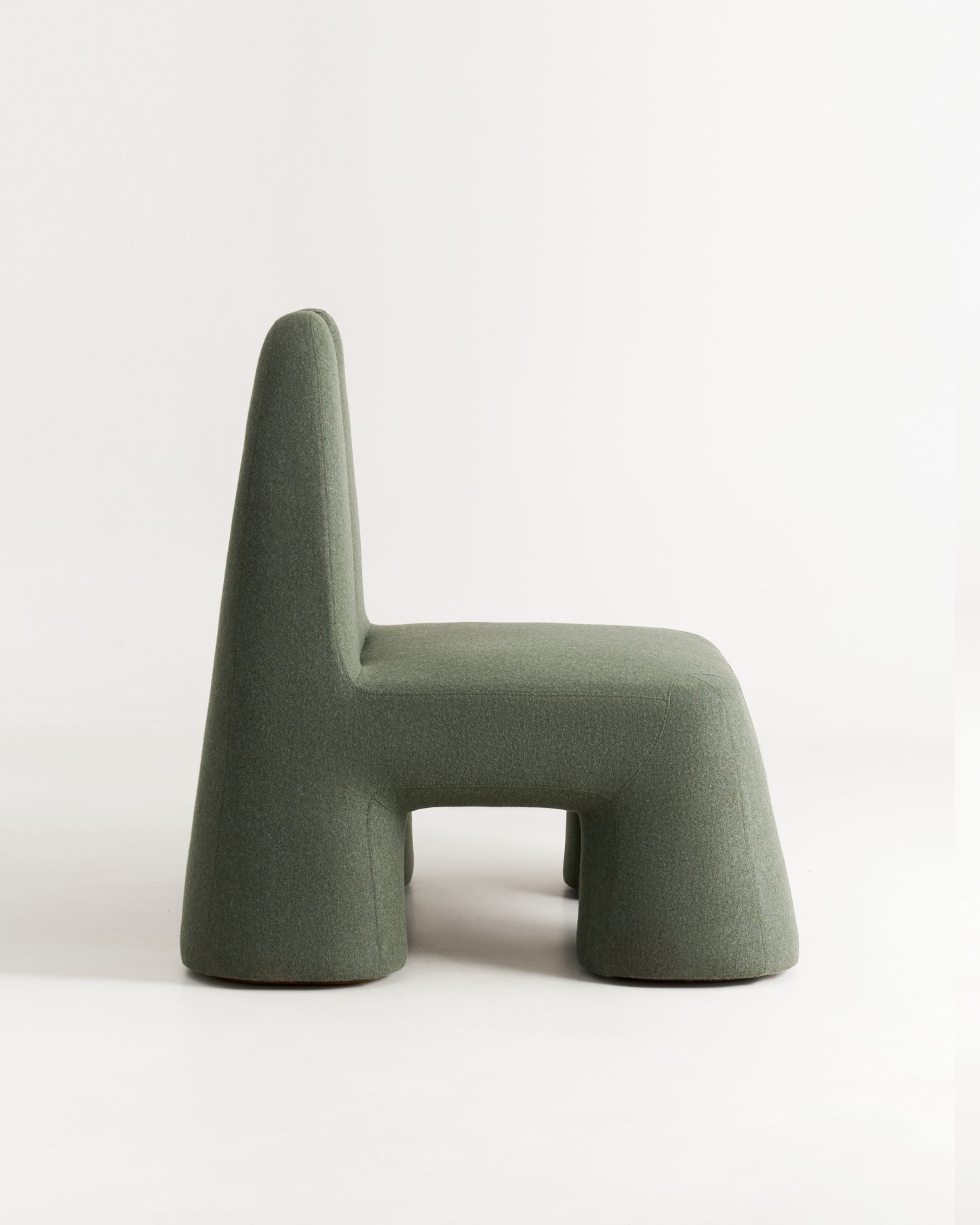 Grun’ armchair