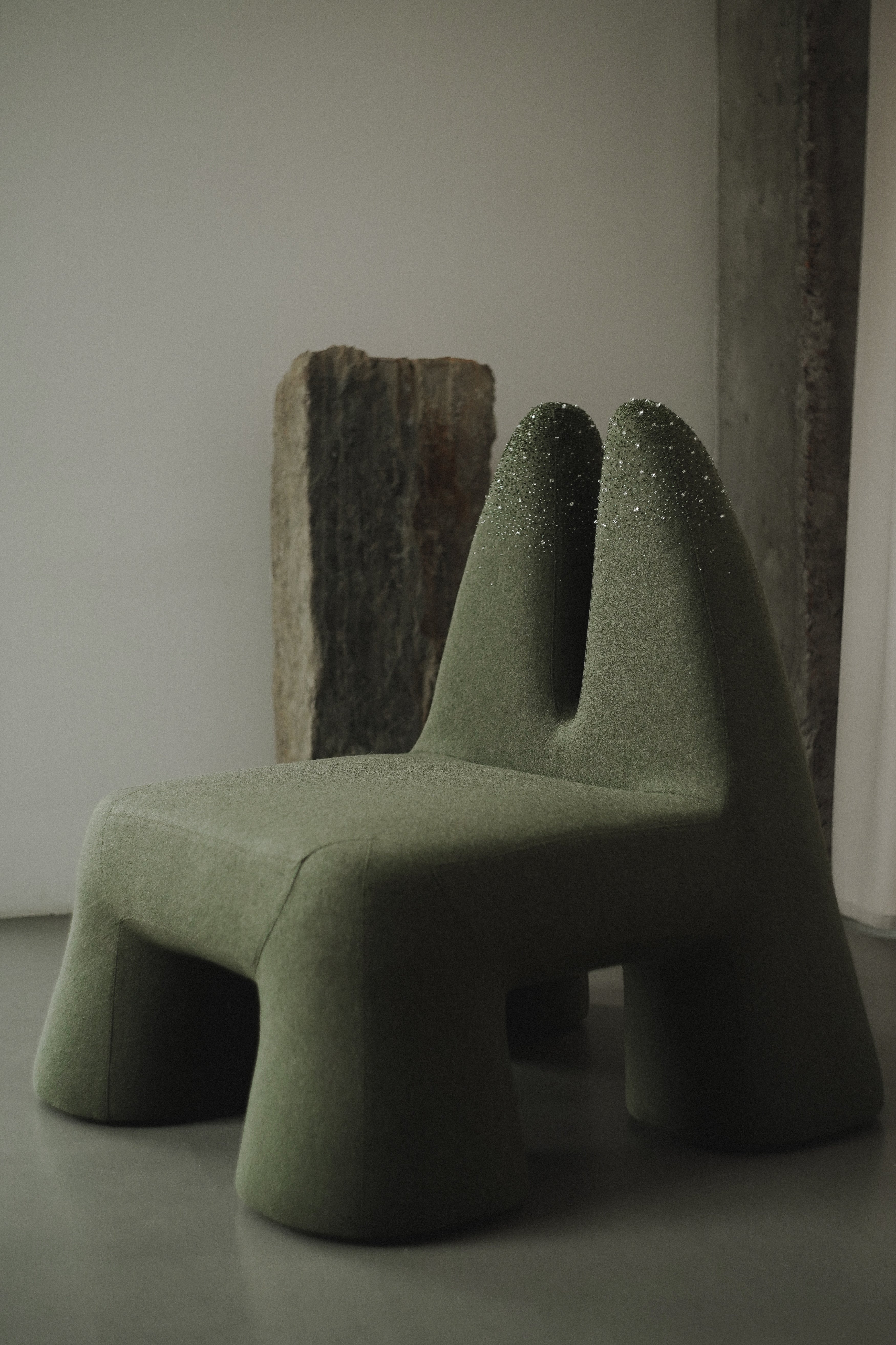 Grun' Dewlit Armchair