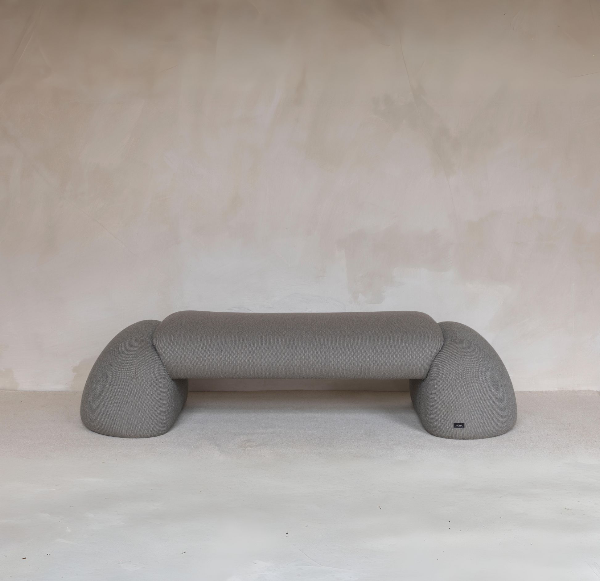 PLYN bench